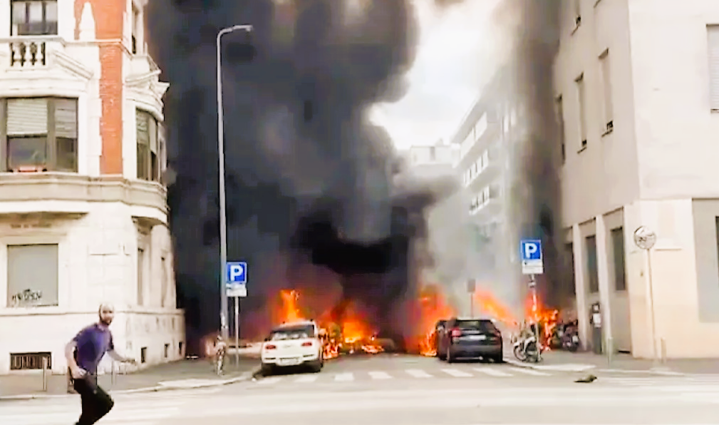 Explosion im Herzen Mailands! Flammeninferno - Schule evakuiert, war es ein Anschlag?