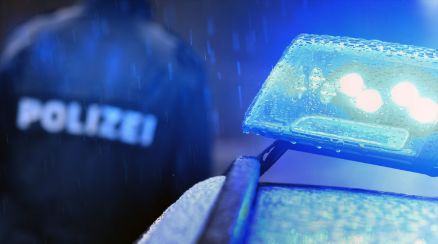 Mordversuch im Parkhaus! Täter flieht - Polizei warnt die Bevölkerung und leitet Großfahndung ein!